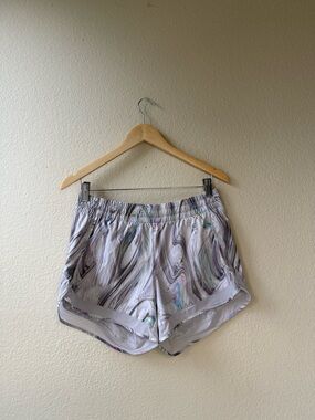 Athleta Marble-Print Athletic Shorts in Light Gray with Multicolor Accents